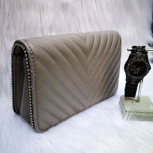 Qbe Elegant Gray Hand/Crossbody Bag